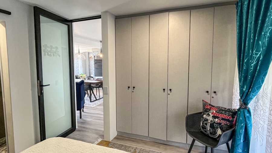 2 Bedroom Property for Sale in Island View Western Cape